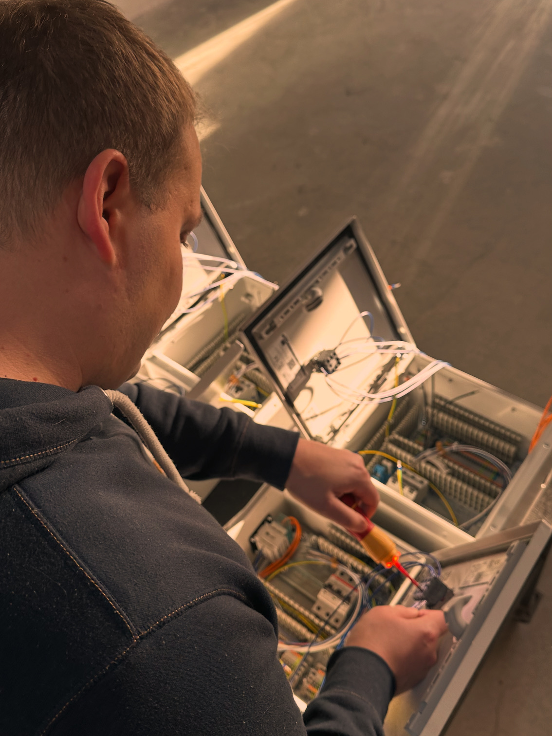 Industrieschaltschrank fertigen lassen